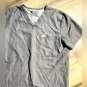 FIGS Scrub top- Medium‎